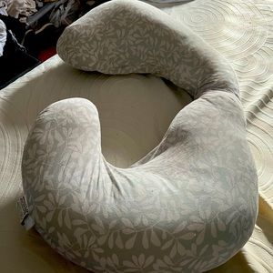 Boppy Maternity Pillow